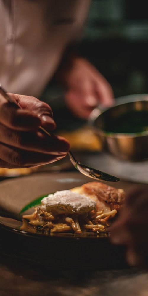 Serving-chef Serving-chef